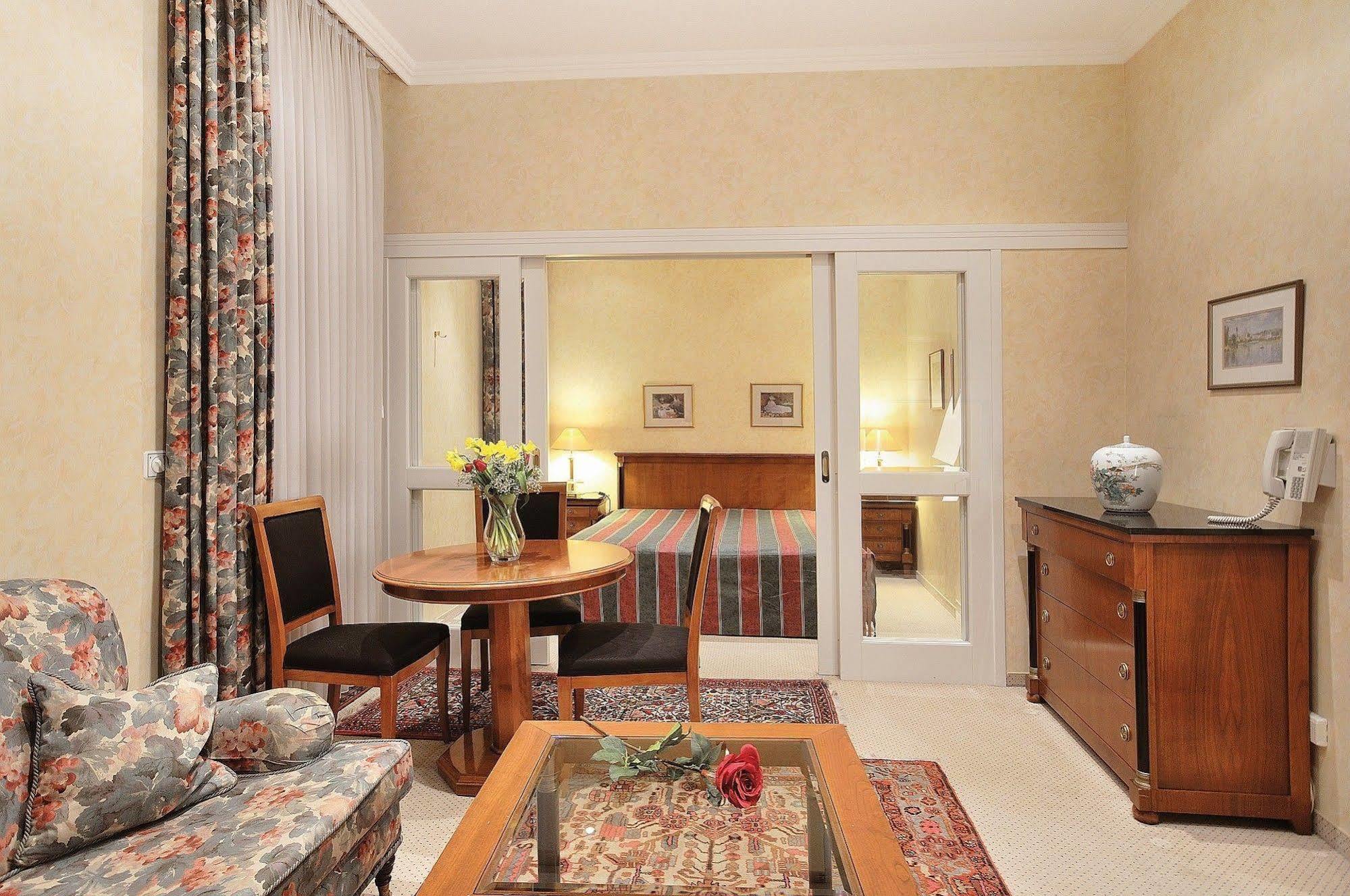 Hotel Residenz Am Rosengarten Bad Kissingen Ruang foto